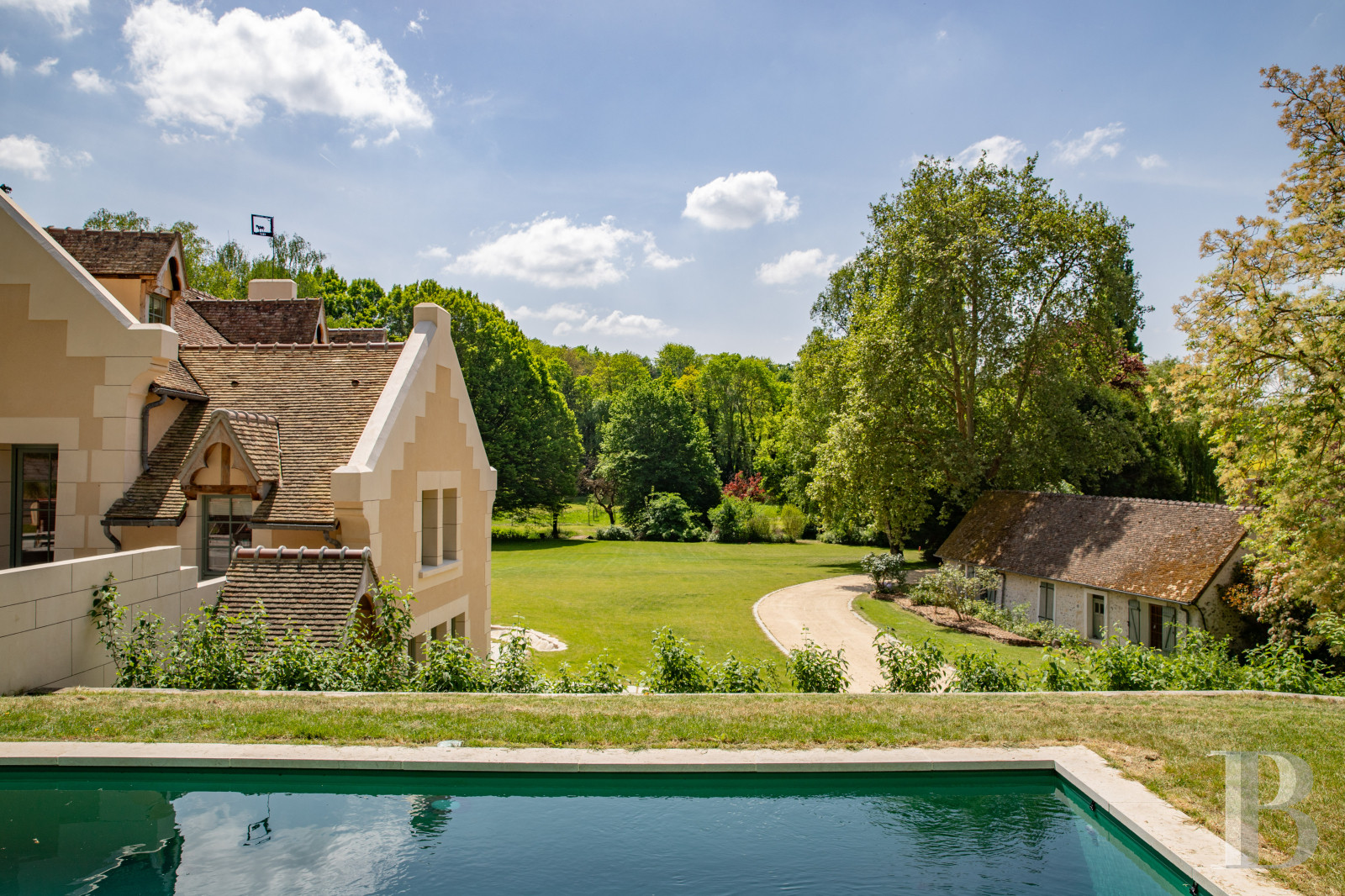 A completely renovated former mill halfway between Mantes-la-Jolie and Dreux in the Eure-et-Loire department - photo  n°38